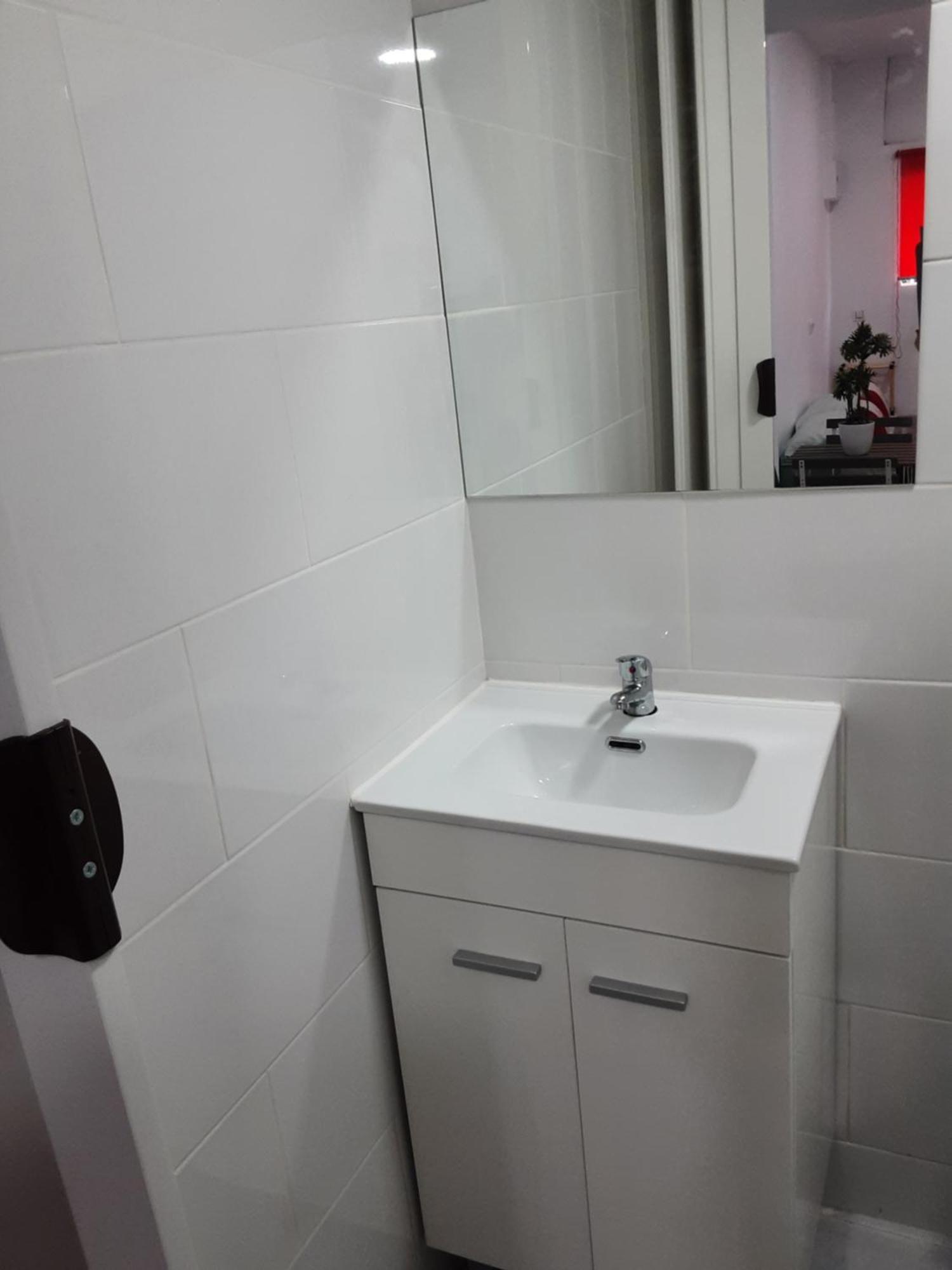 Precioso Moderno Cerca Del Carrefour Rosaleda Apartament