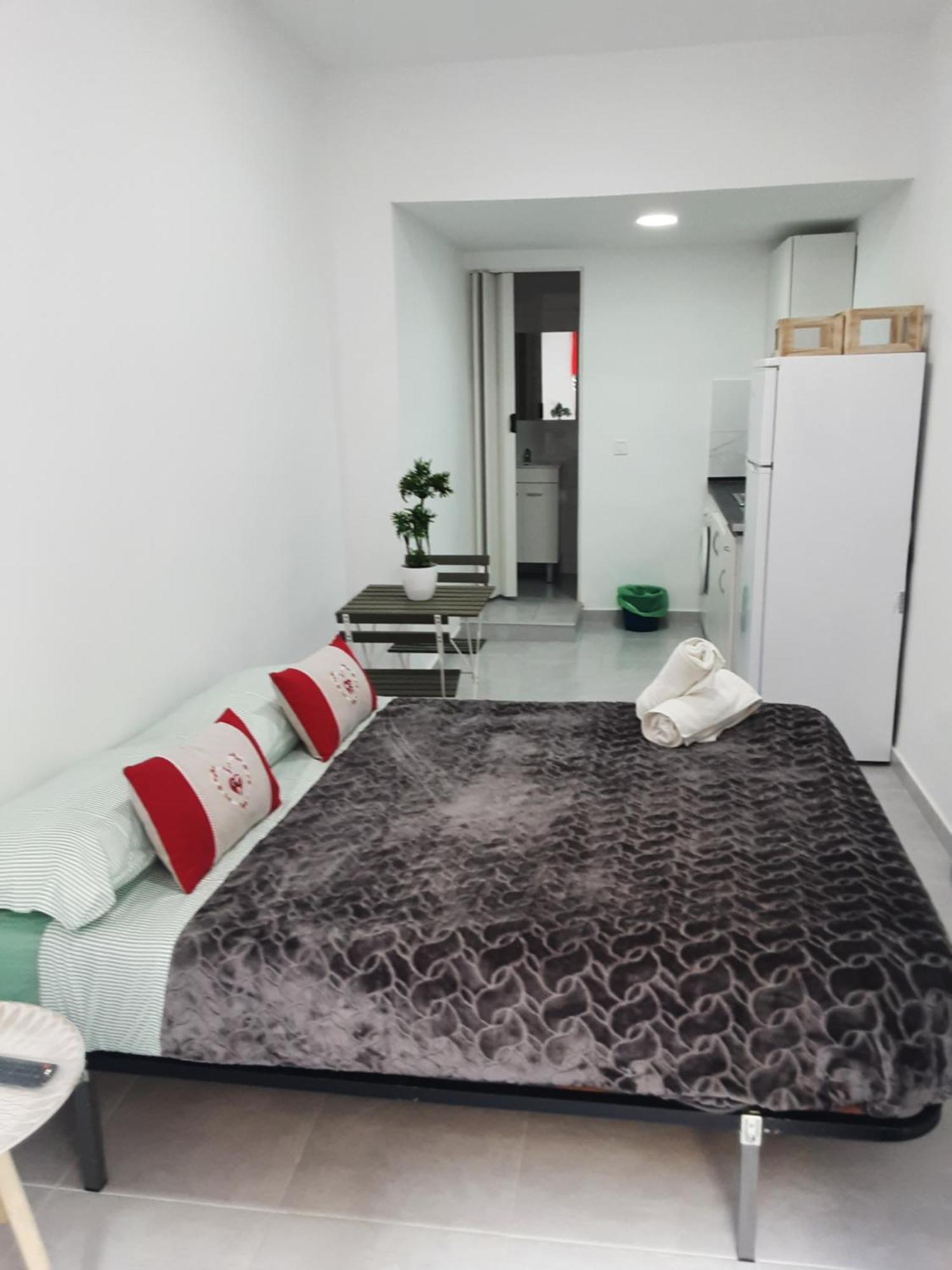 Appartement Precioso Moderno Cerca Del Carrefour Rosaleda Málaga